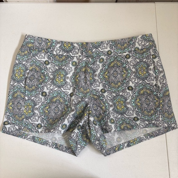 J.crew Chino Patterned Womens  Shorts size 6 - Picture 3 of 10